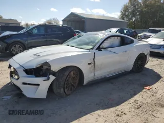 2020 Ford Mustang GT with VIN 1FA6P8CF0L5178198, listed as a Copart auction lot 48722735 with 40,626 mi miles and Salvage Title. Bid and sale history available at carsss.com. Image 1.