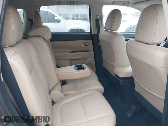 2018 Mitsubishi Outlander SE с VIN JA4AD3A3XJZ020282, выставлен на аукционе IAAI как лот 41516525 с пробегом 96 790 миль миль и . История ставок и продаж доступна на DreamBid. Изображение 8.