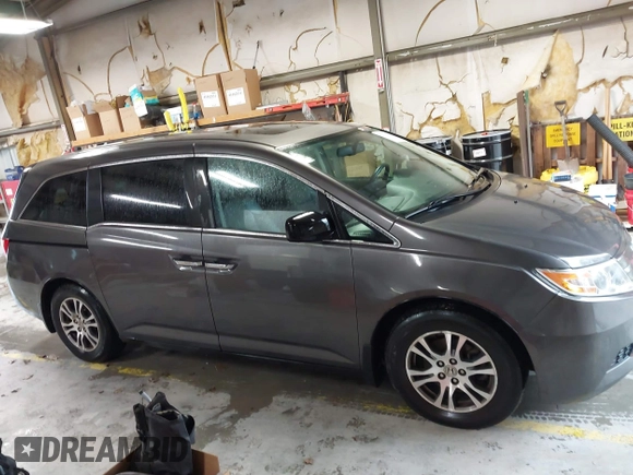 2013 Honda Odyssey EX-L с VIN 5FNRL5H60DB062378, выставлен на аукционе IAAI как лот 41862124 с пробегом 130 445 миль миль и . История ставок и продаж доступна на DreamBid. Изображение 13.
