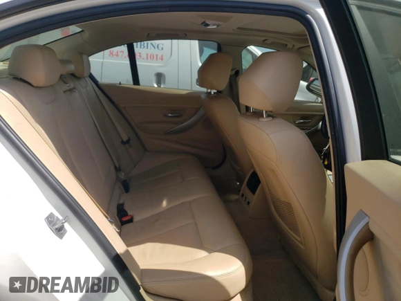 2013 BMW 3 Series 328i xDrive z VIN WBA3B3C5XDF536289, wystawiony jako Copart lot #55786625 z przebiegiem 84 299 mil mil oraz Szkoda całkowita • Salvage title. Historia ofert i sprzedaży dostępna na DreamBid. Obrazek 10.