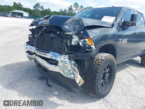 2015 Ram 2500 Tradesman with VIN 3C6UR5CL1FG516535, listed as a IAAI auction lot 42290704 with 201,511 mi miles and . Bid and sale history available at DreamBid. Image 6.