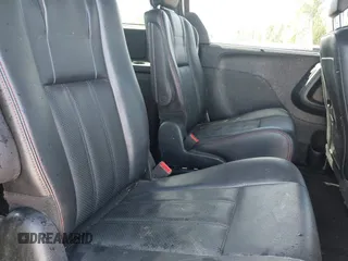 2019 Dodge Grand Caravan GT with VIN 2C4RDGEG4KR512377, listed as a IAAI auction lot 42015069 with 191,497 mi miles and . Bid and sale history available at DreamBid. Image 8.