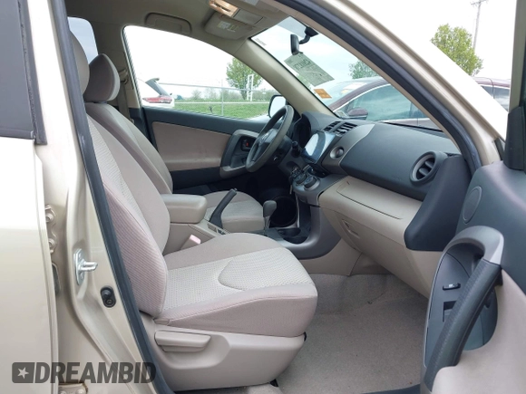 2006 Toyota RAV4 with VIN JTMZD33VX65015749, listed as a IAAI auction lot 42018278 with 175,934 mi miles and . Bid and sale history available at DreamBid. Image 5.