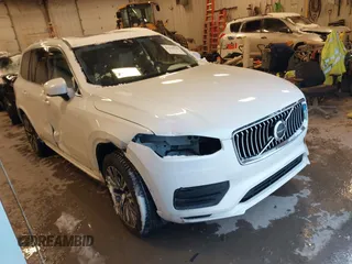 2022 Volvo XC90 Momentum with VIN YV4102PK0N1801551, listed as a IAAI auction lot 41296538 with 35,710 mi miles and . Bid and sale history available at DreamBid. Image 1.
