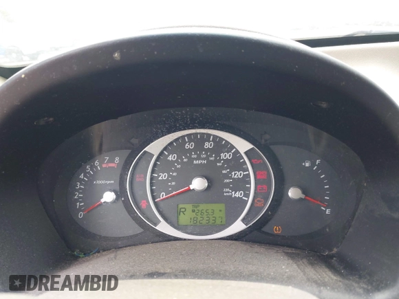 2009 Hyundai Tucson Limited with VIN KM8JN12D39U001608, listed as a IAAI auction lot 42132678 with 182,337 mi miles. Bid and sale history available at carsss.com. Image 7.