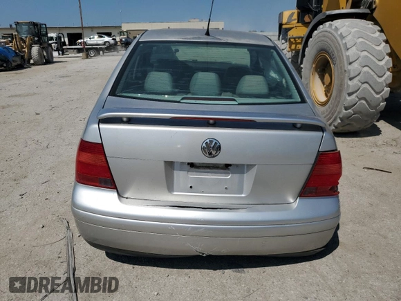 2001 Volkswagen Jetta с VIN 3VWTG69M41M180161, выставлен на аукционе Copart как лот 68853994 с пробегом Не указан миль и Списание • Salvage title. История ставок и продаж доступна на DreamBid. Изображение 6.
