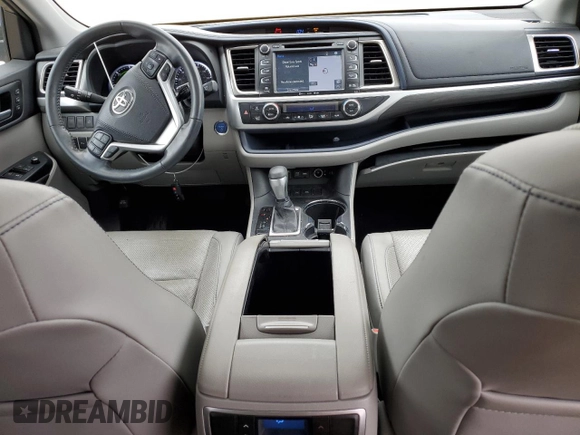 2019 Toyota Highlander Hybrid Limited with VIN 5TDDGRFHXKS075626, listed as a Copart auction lot 46043425 with 47,137 mi miles and Clean title. Bid and sale history available at DreamBid. Image 8.