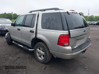 2005 Ford Explorer XLT с VIN 1FMZU63E95UA19907, выставлен на аукционе IAAI как лот 42456885 с пробегом 138 853 миль миль и . История ставок и продаж доступна на DreamBid. Изображение 3.