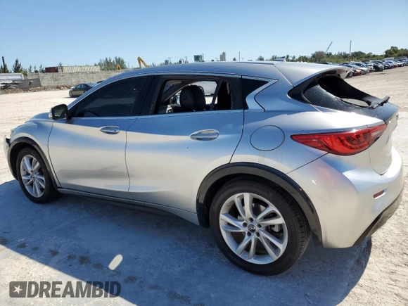 2018 Infiniti QX30 ESSENTIAL with VIN SJKCH5CP0JA056167, listed as a Copart auction lot 49802664 with 122,458 mi miles. Bid and sale history available at carsss.com. Image 2.