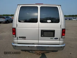 2013 Ford Econoline Passenger XL z VIN 1FBSS3BL5DDB07737, wystawiony jako Copart lot #58958495 z przebiegiem 159 345 mil mil oraz Szkoda całkowita • Salvage title. Historia ofert i sprzedaży dostępna na DreamBid. Obrazek 6.