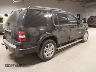 2008 Ford Explorer Limited z VIN 1FMEU75828UB32145, wystawiony jako IAAI lot #41393945 z przebiegiem 165 878 mil mil oraz . Historia ofert i sprzedaży dostępna na DreamBid. Obrazek 4.