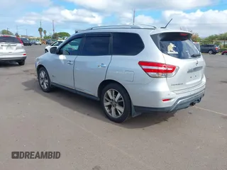 2014 Nissan Pathfinder Platinum Hybrid with VIN 5N1CR2MN2EC651300, listed as a IAAI auction lot 42417443 with 144,710 mi miles and . Bid and sale history available at DreamBid. Image 3.