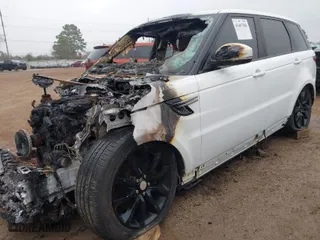 2014 Land Rover Range Rover Sport HSE with VIN SALWR2WF7EA370251, listed as a IAAI auction lot 41497383 with 1 mi miles. Bid and sale history available at carsss.com. Image 2.