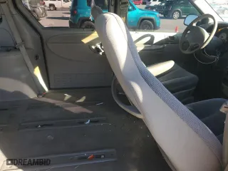 2001 Chrysler Voyager with VIN 1C4GJ25B31B211779, listed as a Copart auction lot 84734614 with 167,857 mi miles and Salvage Title. Bid and sale history available at carsss.com. Image 11.