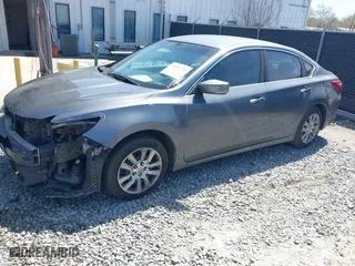 2016 Nissan Altima 2.5 SR with VIN 1N4AL3AP0GC186923, listed as a IAAI auction lot 41897336 with 217,771 mi miles. Bid and sale history available at carsss.com. Image 2.