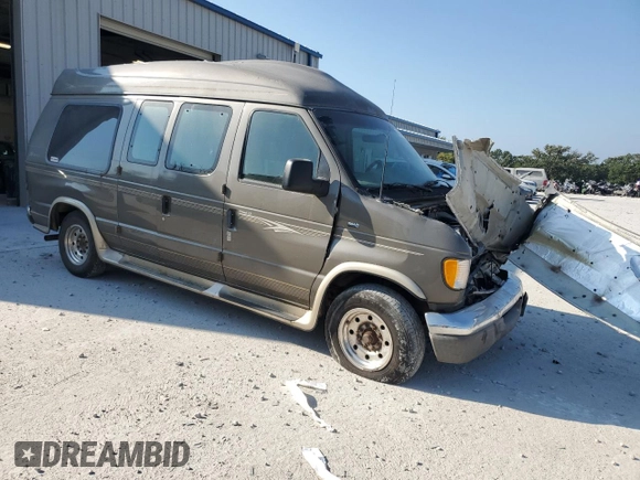 2003 Ford Econoline Cargo Recreational with VIN 1FDPE24L63HA42948, listed as a Copart auction lot 68839164 with 326,444 mi miles and Salvage Title. Bid and sale history available at DreamBid. Image 4.