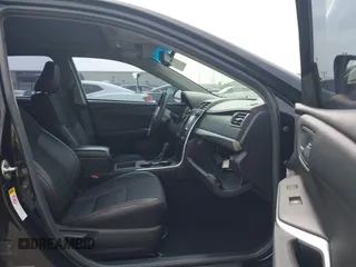 2017 Toyota Camry XLE z VIN 4T1BF1FK7HU365703, wystawiony jako IAAI lot #42300666 z przebiegiem 125 834 mil mil oraz . Historia ofert i sprzedaży dostępna na DreamBid. Obrazek 5.