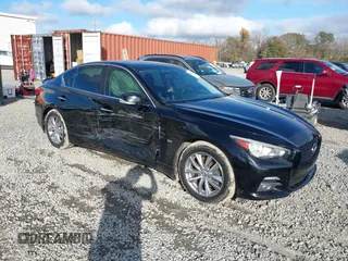 2016 Infiniti Q50 3.0t Premium with VIN JN1EV7AP1GM305587, listed as a IAAI auction lot 41099285 with 147,000 mi miles. Bid and sale history available at carsss.com. Image 1.