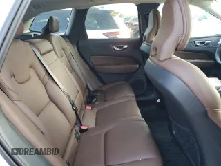 2019 Volvo XC60 Momentum with VIN LYV102RK5KB336513, listed as a Copart auction lot 44835095 with 31,336 mi miles and Salvage title. Bid and sale history available at DreamBid. Image 10.