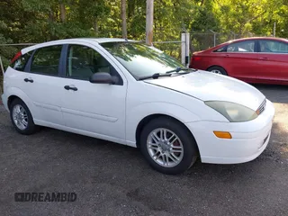 2003 Ford Focus ZX5 z VIN 3FAFP37383R189319, wystawiony jako IAAI lot #42543879 z przebiegiem 211 798 mil mil oraz . Historia ofert i sprzedaży dostępna na DreamBid. Obrazek 1.