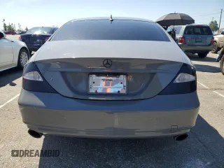 2006 Mercedes-Benz CLS 500 z VIN WDDDJ75X86A026870, wystawiony jako Copart lot #49891485 z przebiegiem 86 604 mil mil oraz Szkoda całkowita • Salvage title. Historia ofert i sprzedaży dostępna na DreamBid. Obrazek 6.