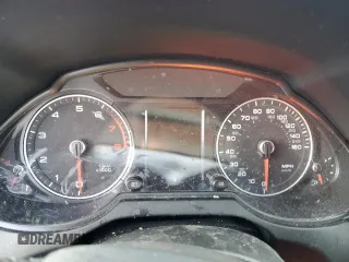 2015 Audi Q5 Premium Plus z VIN WA1LFAFP8FA100379, wystawiony jako Copart lot #49571005 z przebiegiem Nie podano mil oraz Szkody całkowita. Historia ofert i sprzedaży dostępna na DreamBid. Obrazek 9.