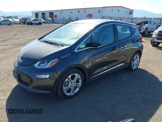 2017 Chevrolet Bolt EV LT z VIN 1G1FW6S00H4188556, wystawiony jako IAAI lot #42025003 z przebiegiem 24 009 mil mil oraz . Historia ofert i sprzedaży dostępna na DreamBid. Obrazek 17.