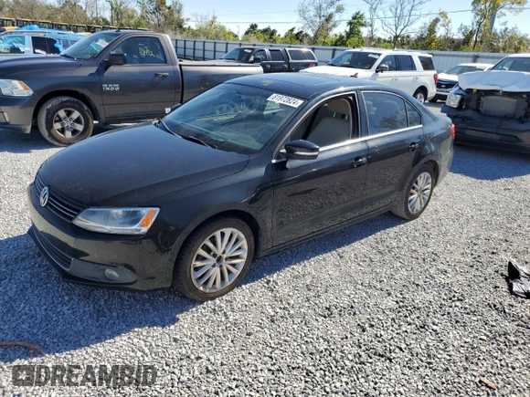 2012 Volkswagen Jetta Sedan SEL w/Sunroof with VIN 3VWLX7AJ2CM304776, listed as a Copart auction lot 81972824 with 103,784 mi miles and Salvage Title. Bid and sale history available at carsss.com. Image 1.