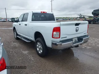 2024 Ram 2500 Big Horn with VIN 3C6UR5DL1RG233118, listed as a IAAI auction lot 42635680 with 46,755 mi miles and . Bid and sale history available at DreamBid. Image 3.