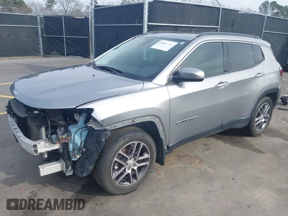2020 Jeep Compass Latitude w/Sun/Safety Pkg with VIN 3C4NJCBB3LT257860, listed as a IAAI auction lot 41601408 with 72,364 mi miles. Bid and sale history available at carsss.com. Image 18.