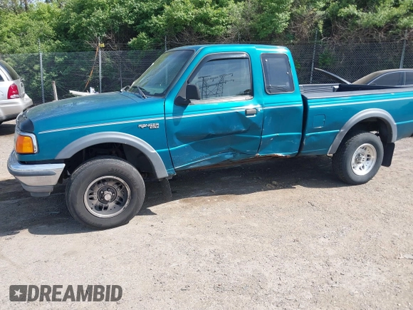 1994 Ford Ranger XLT with VIN 1FTCR15X4RTB08471, listed as a IAAI auction lot 42133059 with 171,092 mi miles and . Bid and sale history available at DreamBid. Image 2.
