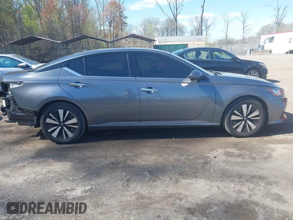 2020 Nissan Altima 2.5 SL with VIN 1N4BL4EV0LC183713, listed as a IAAI auction lot 41985882 with 90,704 mi miles. Bid and sale history available at carsss.com. Image 13.