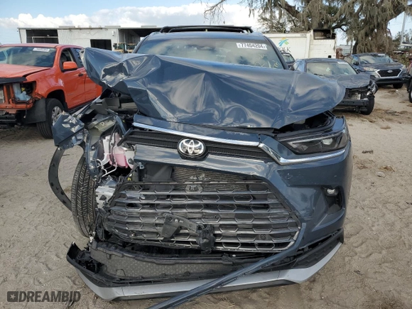 2024 Toyota Grand Highlander Hybrid MAX Limited with VIN 5TDADAB50RS009590, listed as a Copart auction lot 77404204 with 4,018 mi miles and Salvage Title. Bid and sale history available at carsss.com. Image 5.
