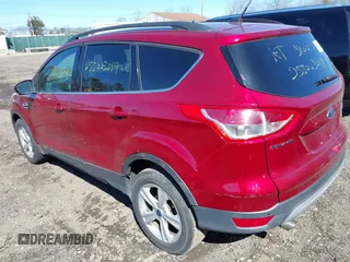2014 Ford Escape SE with VIN 1FMCU9GX5EUE19501, listed as a IAAI auction lot 41862559 with Not Provided miles and . Bid and sale history available at carsss.com. Image 3.