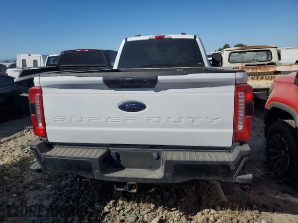 2024 Ford F-250 XL with VIN 1FTBF2AA1RED11382, listed as a Copart auction lot 61824275 with 11,048 mi miles and Salvage title. Bid and sale history available at DreamBid. Image 6.