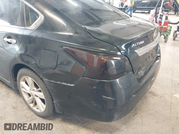 2013 Nissan Altima SV with VIN 1N4AL3AP2DN471865, listed as a IAAI auction lot 41775584 with 188,554 mi miles and . Bid and sale history available at DreamBid. Image 6.
