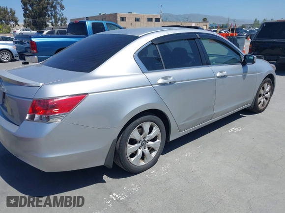 2008 Honda Accord EX with VIN JHMCP267X8C027191, listed as a IAAI auction lot 42208229 with 172,981 mi miles and . Bid and sale history available at DreamBid. Image 4.