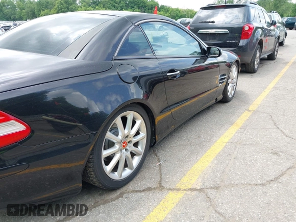 2007 Mercedes-Benz SL 550 with VIN WDBSK71F57F121921, listed as a IAAI auction lot 42537737 with 101,435 mi miles and . Bid and sale history available at DreamBid. Image 6.