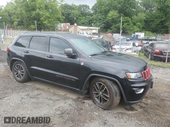 2017 Jeep Grand Cherokee Trailhawk with VIN 1C4RJFLG8HC847441, listed as a Copart auction lot 63779515 with 197,536 mi miles and Clean title. Bid and sale history available at DreamBid. Image 4.