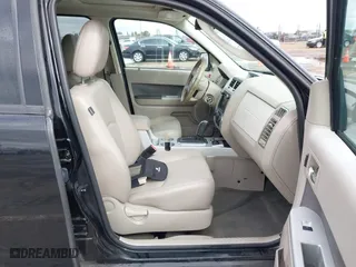 2009 Mercury Mariner Hybrid with VIN 4M2CU29319KJ18127, listed as a IAAI auction lot 41830660 with 273,438 mi miles. Bid and sale history available at carsss.com. Image 5.