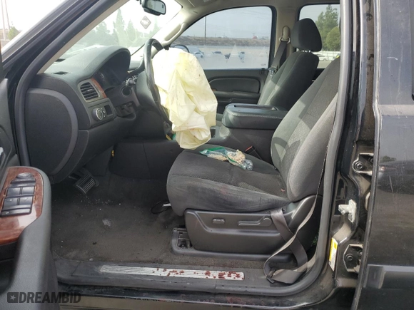 2007 Chevrolet Suburban LS with VIN 1GNFC16027J343774, listed as a Copart auction lot 76613034 with 0 mi miles and Salvage Title. Bid and sale history available at carsss.com. Image 7.