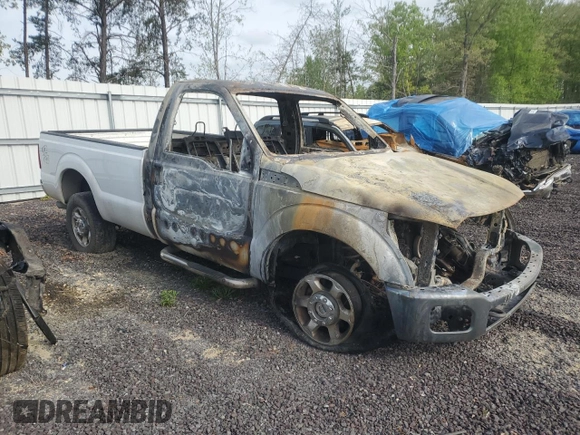 2016 Ford F-250 XLT с VIN 1FTBF2B63GEC56098, выставлен на аукционе Copart как лот 54306645 с пробегом Не указан миль и На запчасти • Non repairable. История ставок и продаж доступна на DreamBid. Изображение 4.