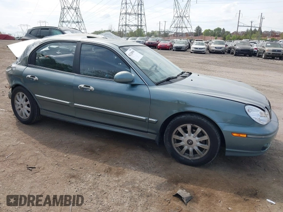 2004 Hyundai Sonata GLS with VIN KMHWF35H84A088123, listed as a IAAI auction lot 42128900 with 135,466 mi miles. Bid and sale history available at carsss.com. Image 1.