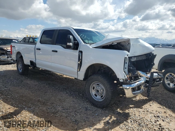 2024 Ford Super Duty F-250 SRW XL with VIN 1FT7W2BA2RED32472, listed as a Copart auction lot 49108255 with 15,826 mi miles and Salvage Title. Bid and sale history available at carsss.com. Image 4.