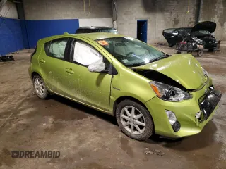 2015 Toyota Prius One z VIN JTDKDTB37F1106339, wystawiony jako Copart lot #56647585 z przebiegiem Nie podano mil oraz Szkoda całkowita • Salvage title. Historia ofert i sprzedaży dostępna na DreamBid. Obrazek 4.