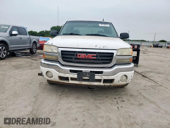 2006 GMC Sierra 1500 SLE1 z VIN 2GTEC13T561146383, wystawiony jako Copart lot #59738675 z przebiegiem 268 109 mil mil oraz Czysty tytuł • Clean title. Historia ofert i sprzedaży dostępna na DreamBid. Obrazek 5.
