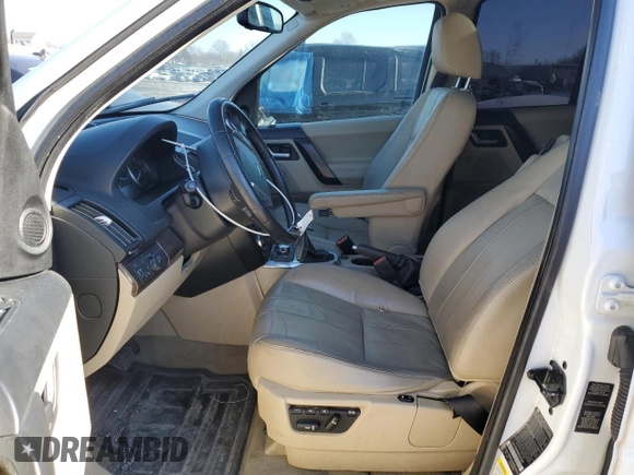 2011 Land Rover LR2 HSE with VIN SALFR2BN6BH275597, listed as a Copart auction lot 42213075 with 216,198 mi miles and Salvage title. Bid and sale history available at DreamBid. Image 7.