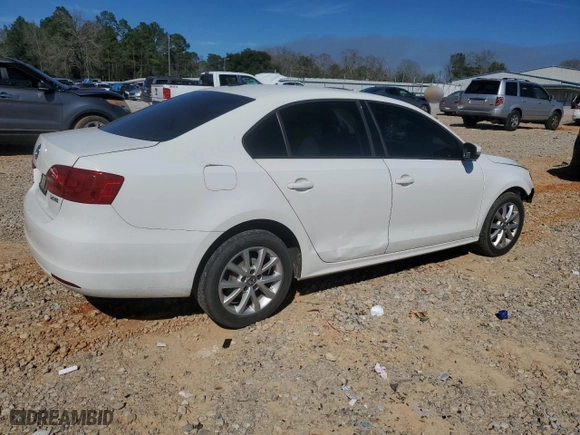 2011 Volkswagen Jetta Sedan SE w/Convenience with VIN 3VWDX7AJ6BM133386, listed as a Copart auction lot 47635985 with 178,515 mi miles and Salvage Title. Bid and sale history available at carsss.com. Image 3.