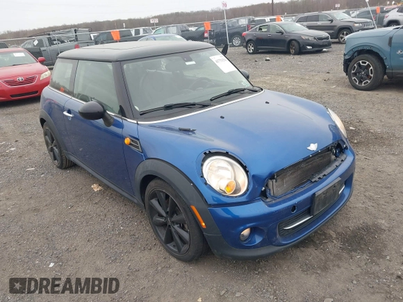 2013 MINI Hardtop with VIN WMWSU3C54DT375008, listed as a IAAI auction lot 41751594 with 136,269 mi miles and . Bid and sale history available at DreamBid. Image 1.