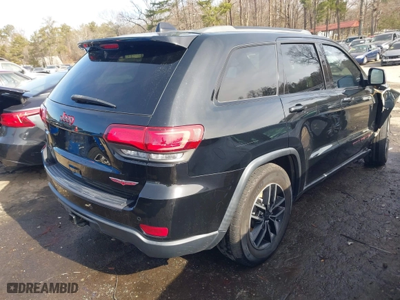 2019 Jeep Grand Cherokee Trailhawk with VIN 1C4RJFLT6KC641507, listed as a IAAI auction lot 41300106 with 87,802 mi miles. Bid and sale history available at carsss.com. Image 4.